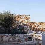 Estate Naxos - Private Hillside Estate *