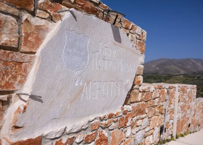 Estate Naxos - Private Hillside Estate *