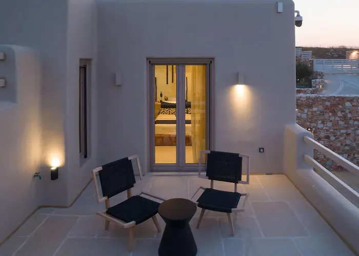 Estate Naxos - Private Hillside Estate