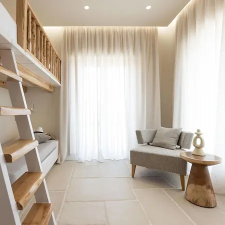 Estate Naxos - Private Hillside Estate * Akrotiri (Naxos)