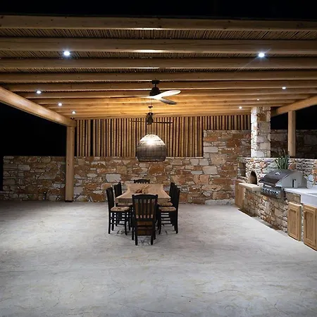 Estate Naxos - Private Hillside Estate Villa *