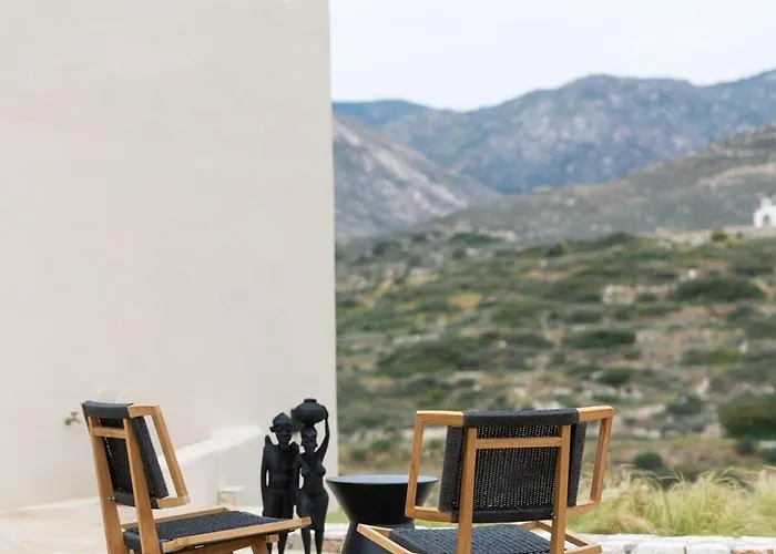 Estate Naxos - Private Hillside Estate