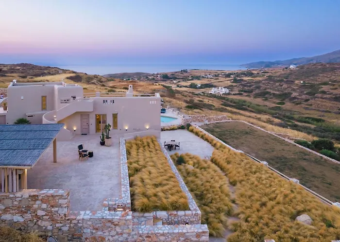 Estate Naxos - Private Hillside Estate
