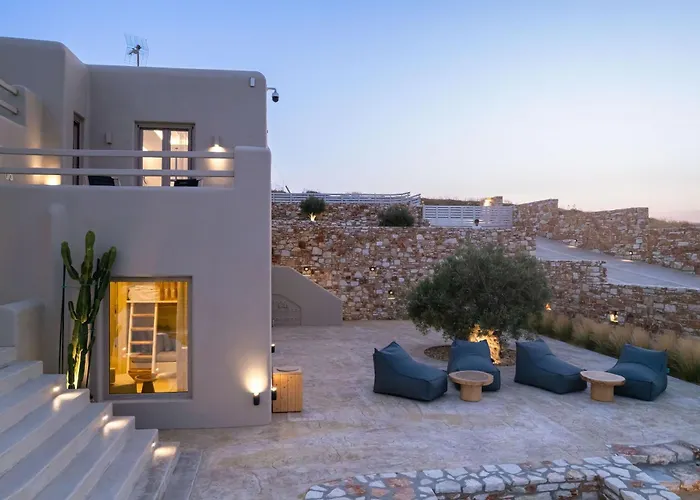 Estate Naxos - Private Hillside Estate